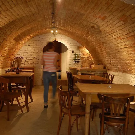 Slavia Inn