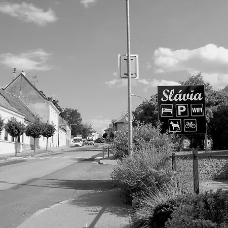 Мини-отель Slavia Микулов